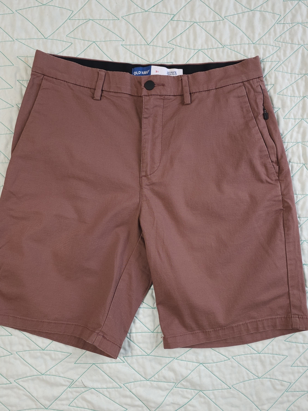Old Navy Raisin Purple Ultimate Tech Slim Fit Flat Front Shorts